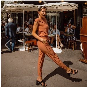 Albion Fit medium rouge jumpsuit